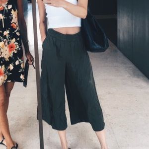 Urban Outfitters XS Olive Green Culottes